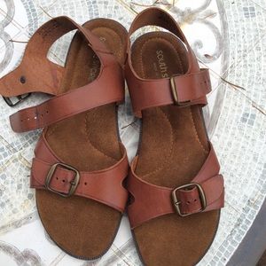 South Shores Italian made sandals flat sole Sz 10